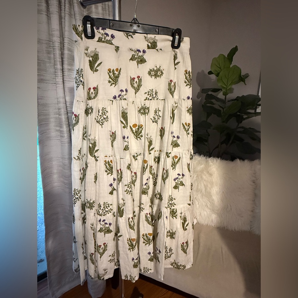 Willard Road Claire Top and Skirt Set in Botanical Garden Pattern, Size Medium - Picture 5 of 8